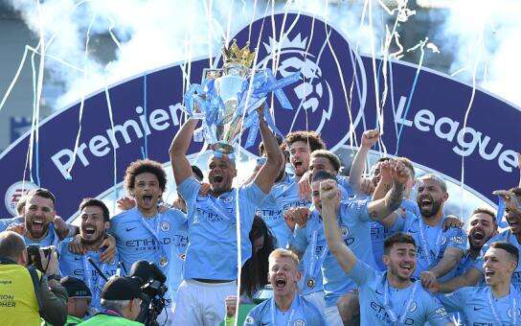 仅是看着麦 仅是看着麦